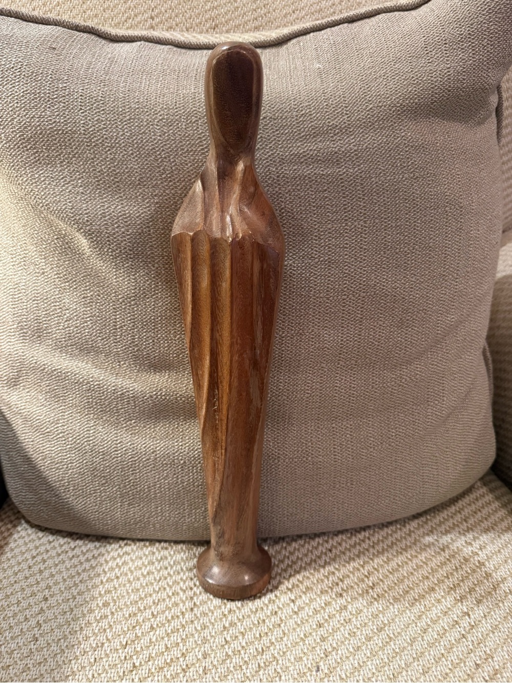 Vintage Guatemalan Hormigon Wood Madonna Statue Hand Carved 15”